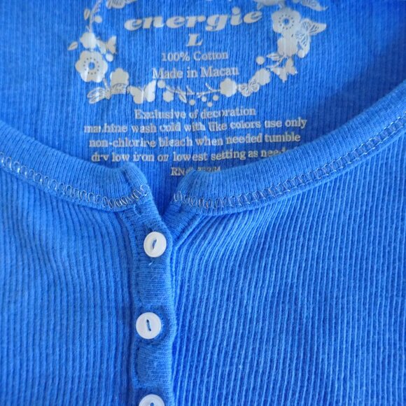 NWOT Y2K Energie blue rib knit buttoned 3/4 sleeve shirt with mock cami size L - Picture 4 of 5